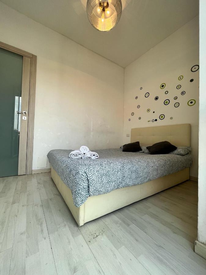 Milan Adrian Apartments Экстерьер фото